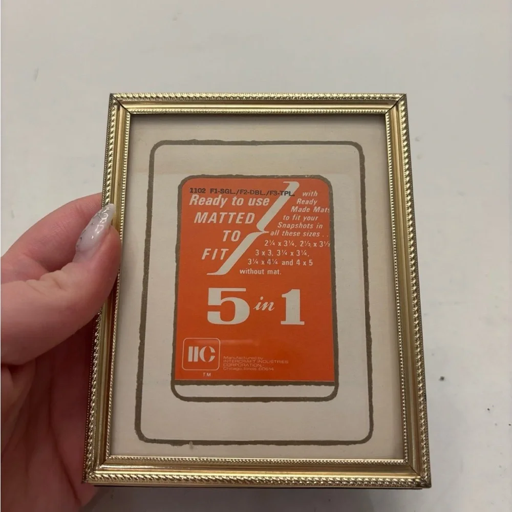 Homecrest 5 in 1 Photo Frame, Multi Mattes, Vintage Photography Frame